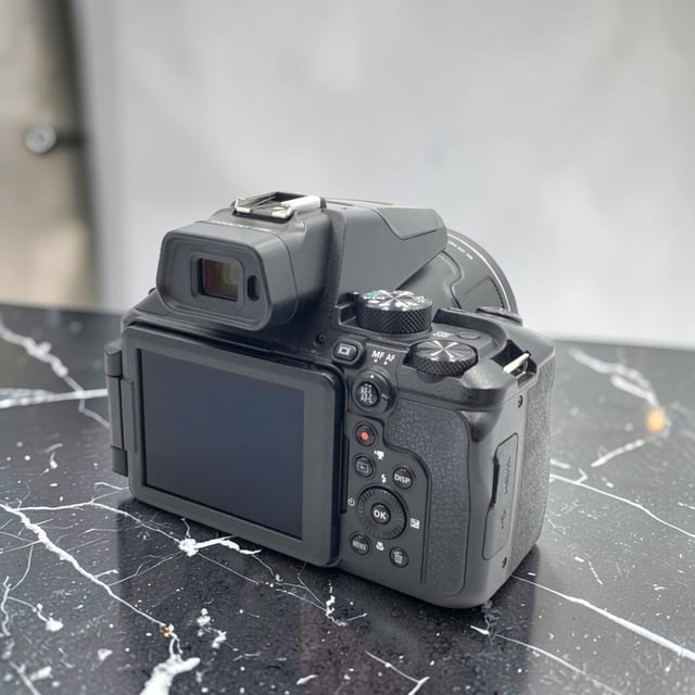 COOLPIX P950