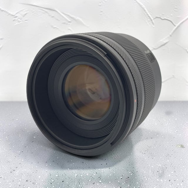 RF45mm F1.2 STM
