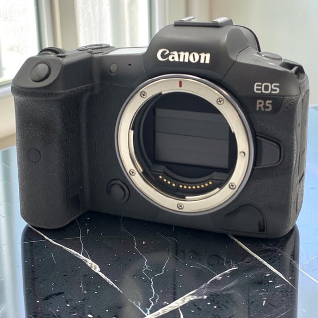 EOS R5 ボディ