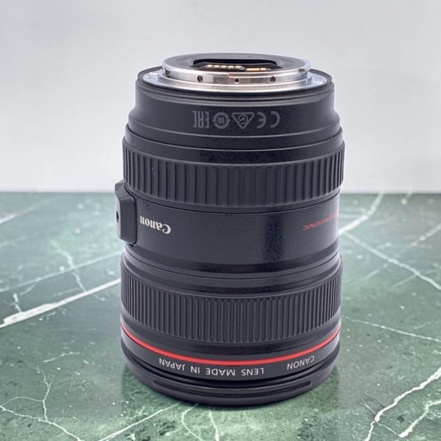 EF 24-105mm F4L IS USM