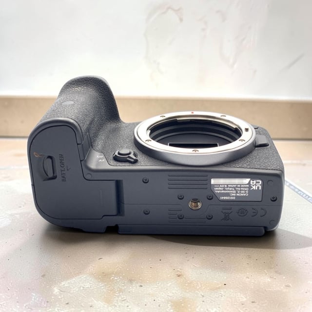 EOS R7 ボディ