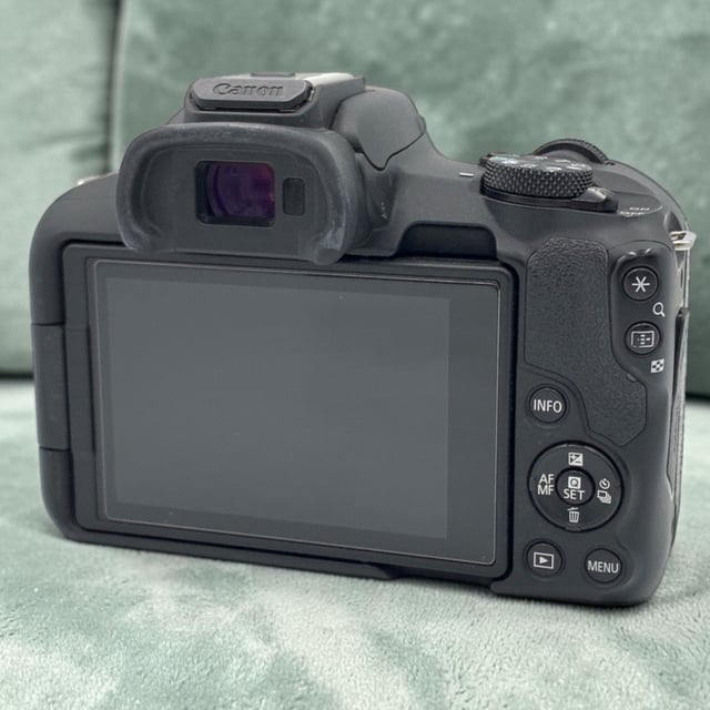 EOS R50 ボディ