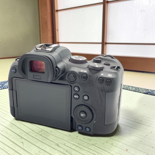 EOS R6 ボディ