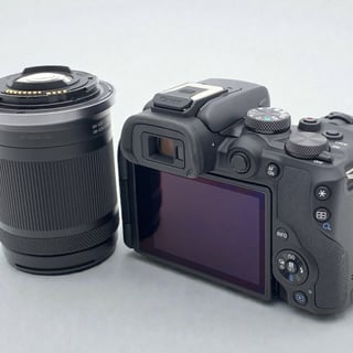 EOS R10 RF-S18-150 IS STM レンズキット