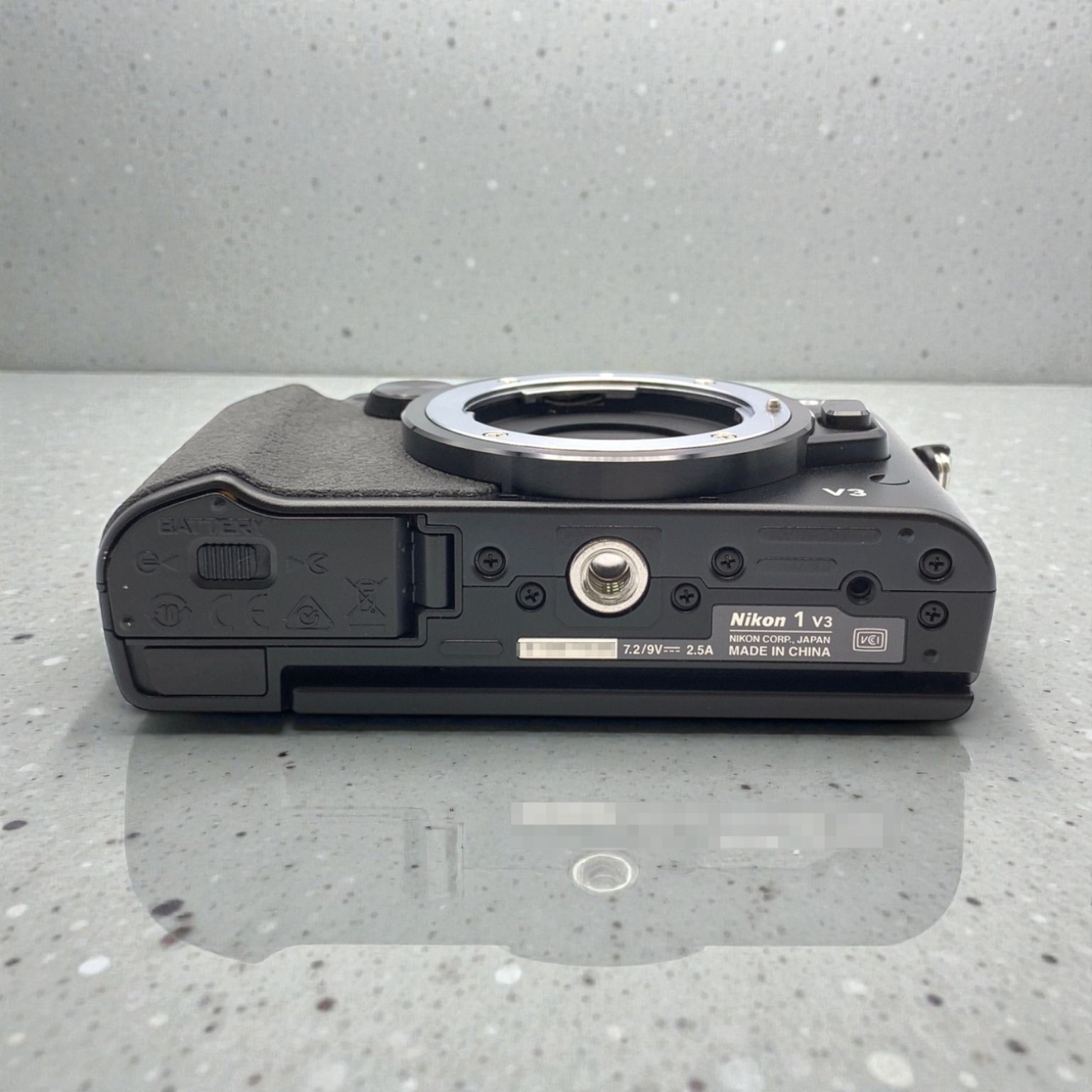 ニコン Nikon 1 V3 ボディの中古 (良品)・¥26,400 | みんなのカメラ