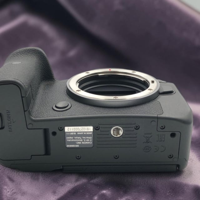 EOS R6 ボディ