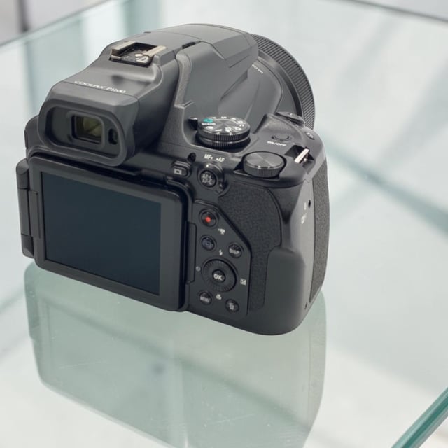 COOLPIX P1100
