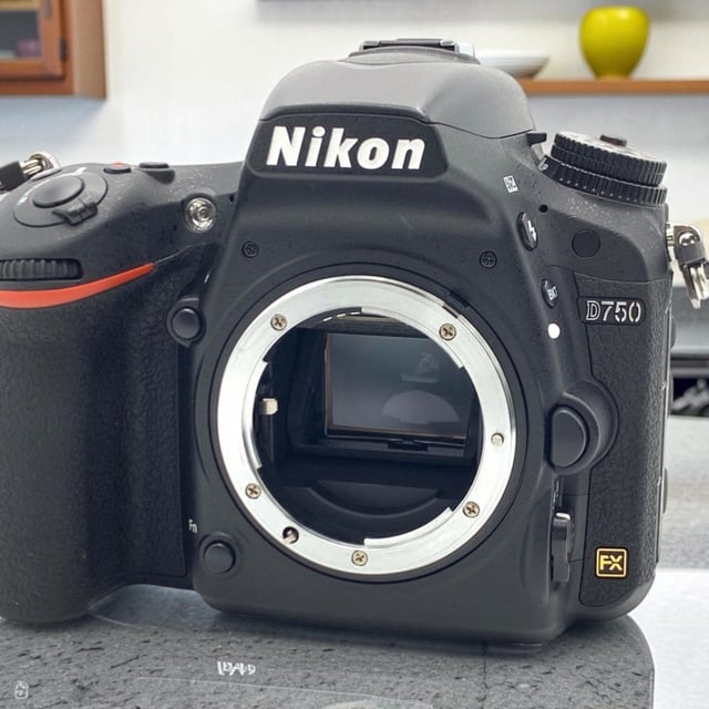 D750 ボディ