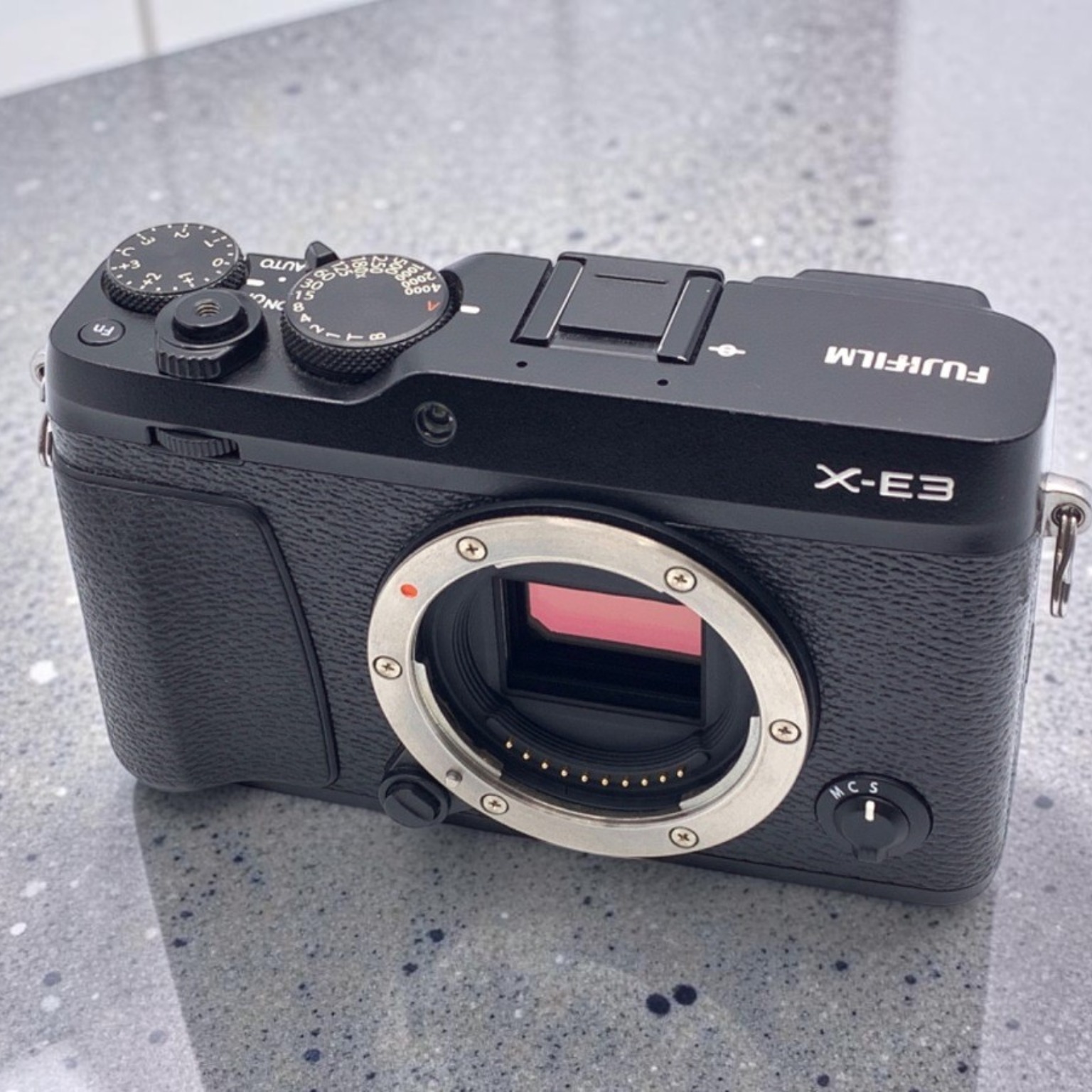 富士フイルム X-E3 ボディ 