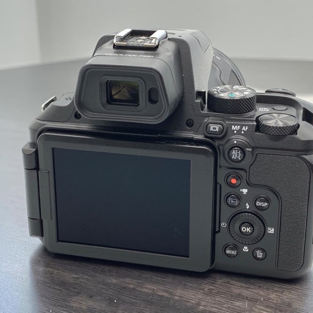 COOLPIX P950