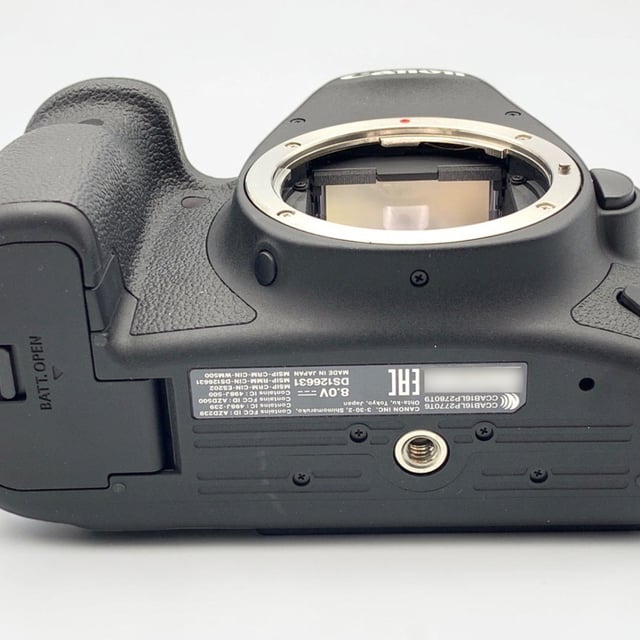 EOS 6D Mark II ボディ