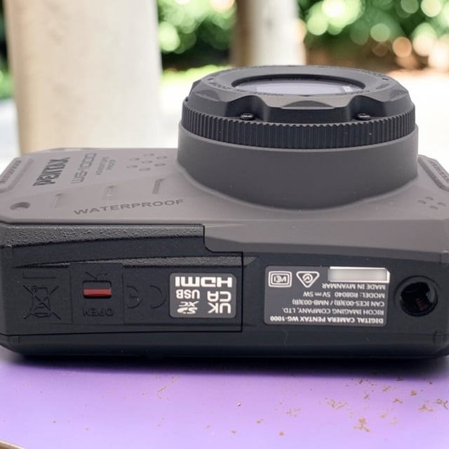PENTAX WG-1000 "グレー"