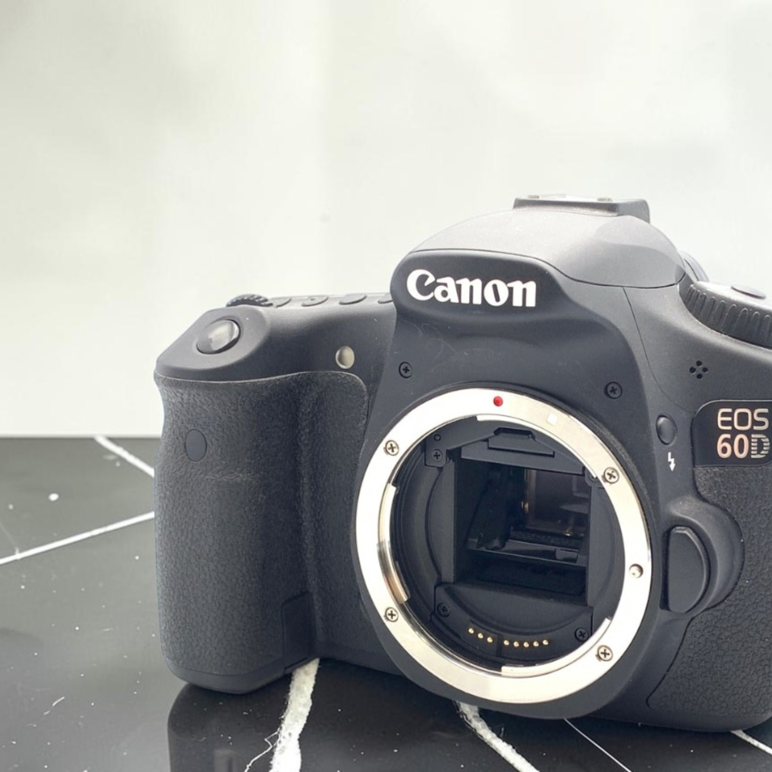 Canon EOS 60D ボディの中古 (美品)・¥17,970 by ふたれ | みんなのカメラ
