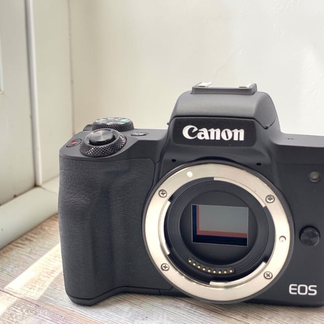 EOS Kiss M ボディ