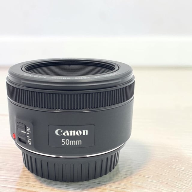 EF 50mm F1.8 STM