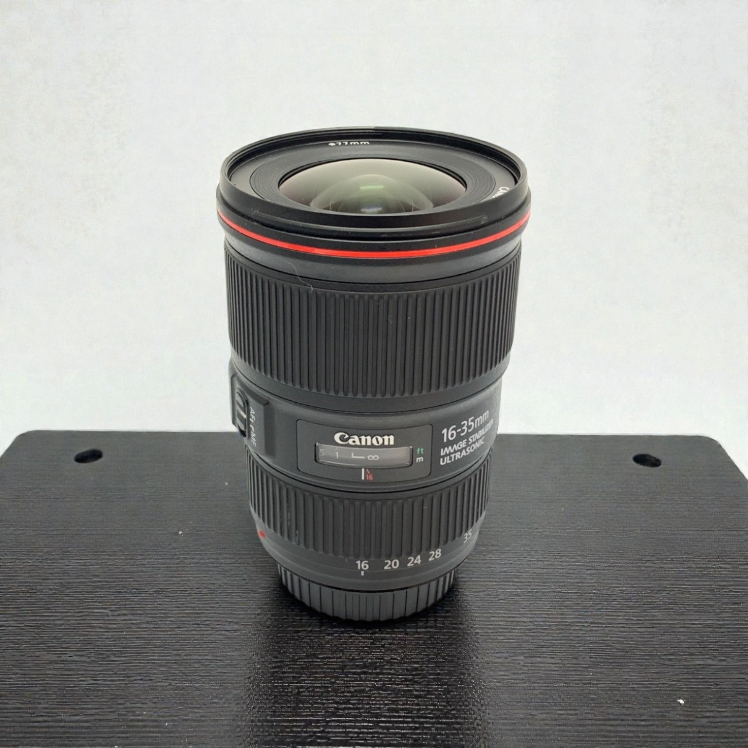 Canon EF 16-35mm F4L IS USMの新品/中古の在庫一覧 | みんなのカメラ