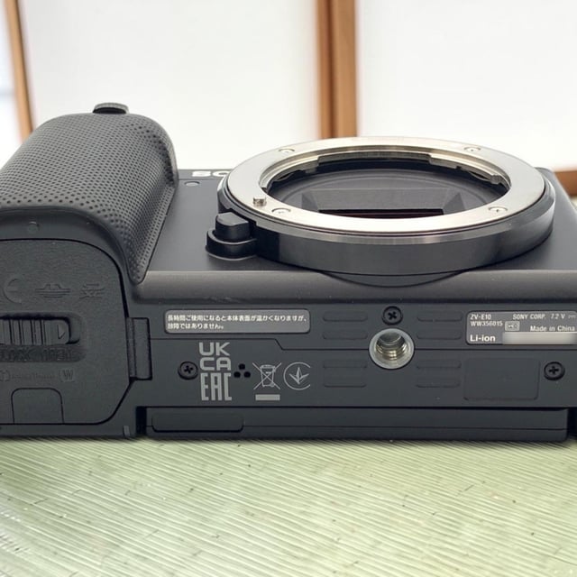 VLOGCAM ZV-E10 ボディ "ブラック"