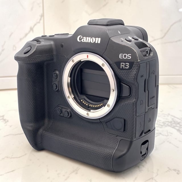 EOS R3 ボディ
