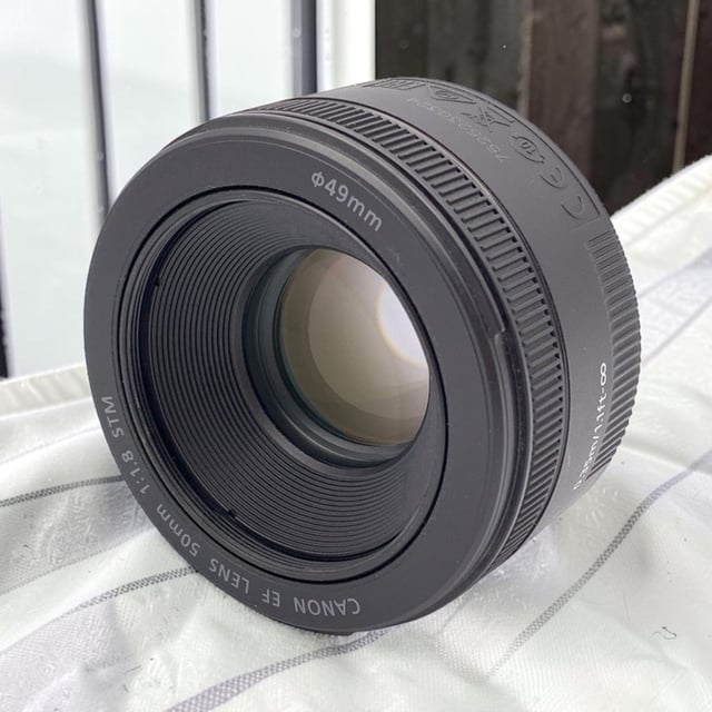 EF 50mm F1.8 STM