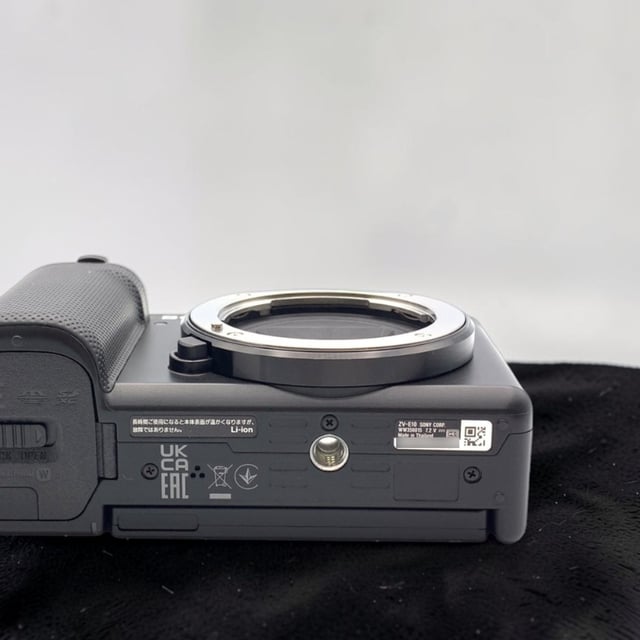 VLOGCAM ZV-E10 ボディ "ブラック"