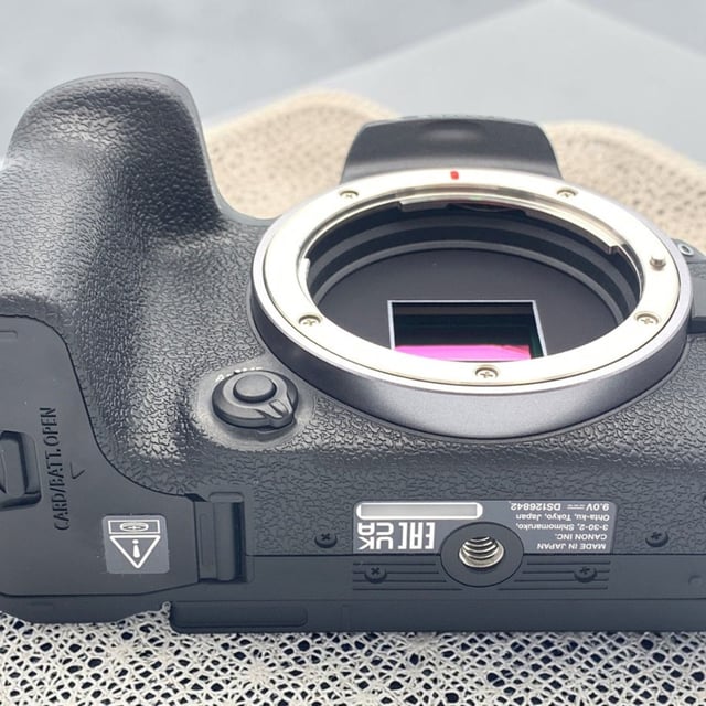 EOS R10 ボディ