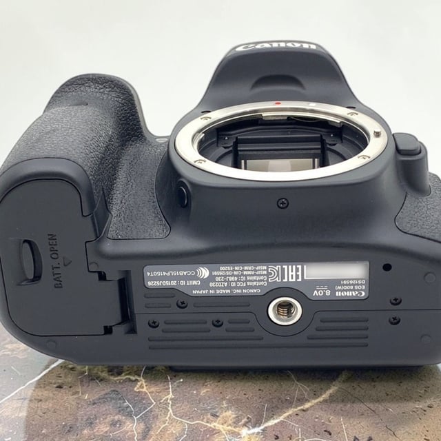 EOS 80D ボディ