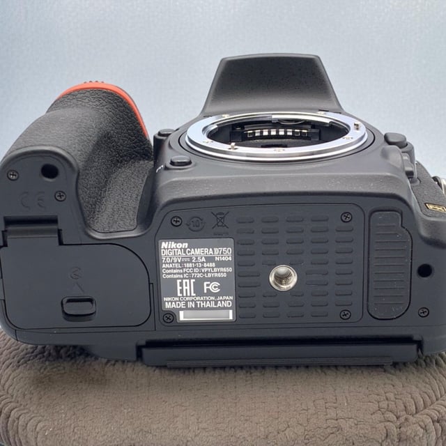 D750 ボディ