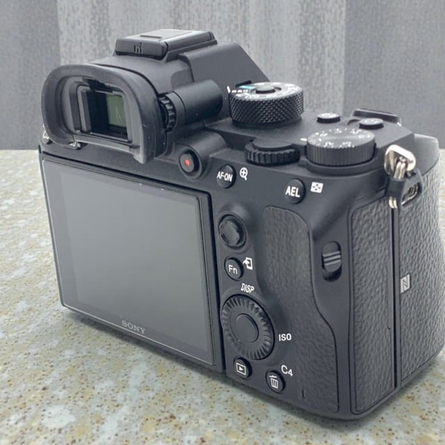 α7R III ILCE-7RM3 ボディ