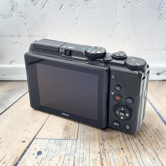 COOLPIX A900