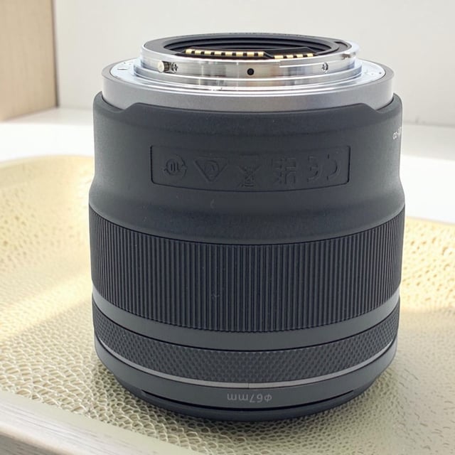 RF45mm F1.2 STM