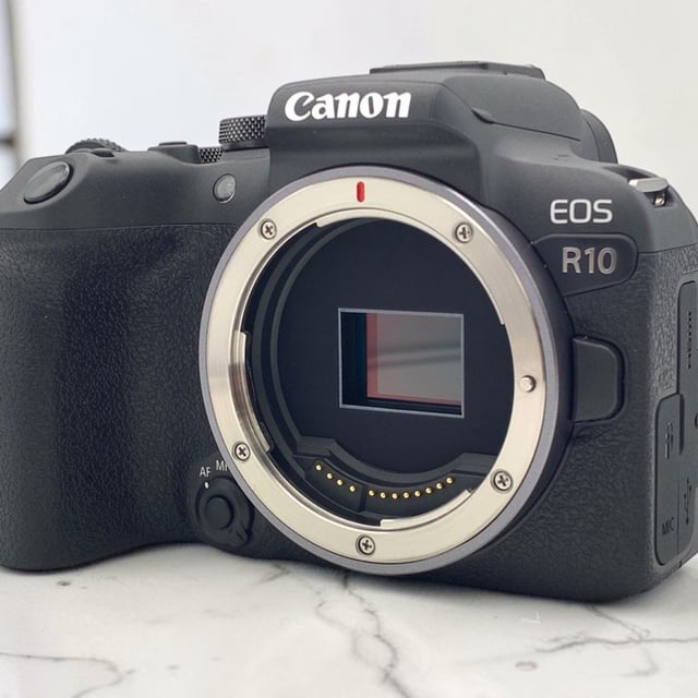 EOS R10 ボディ