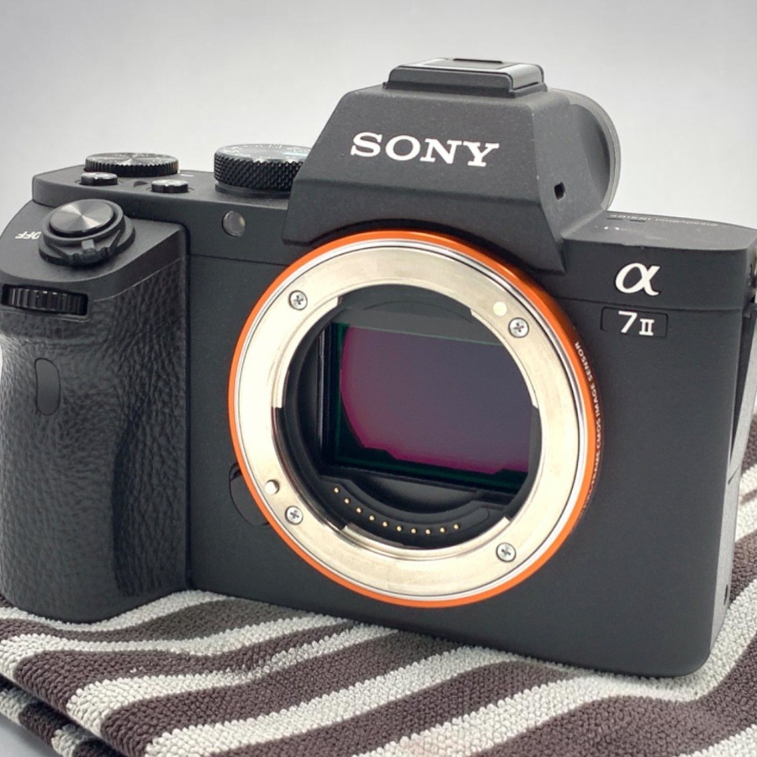 SONY α7 II ILCE-7M2 ボディの中古 (美品)・¥66,820 by れむの