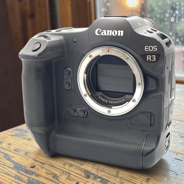 EOS R3 ボディ