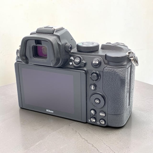 Z5 ボディ