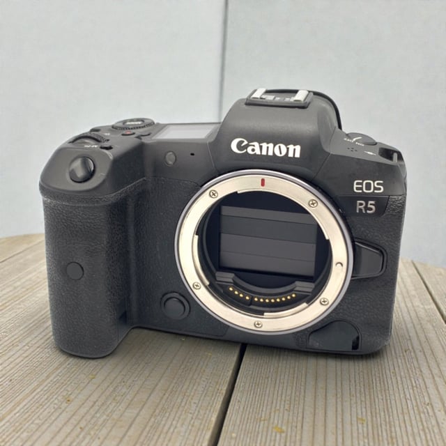 EOS R5 ボディ