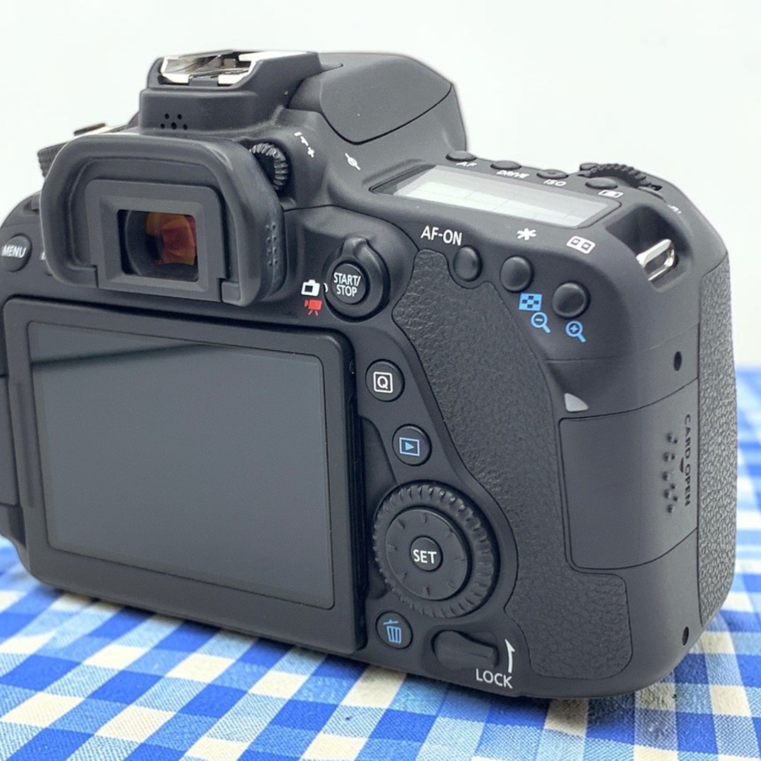 Canon EOS 80D ボディの中古 (美品)・¥52,540 by teyra | みんなのカメラ