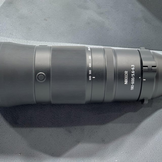 NIKKOR Z 180-600mm f/5.6-6.3 VR