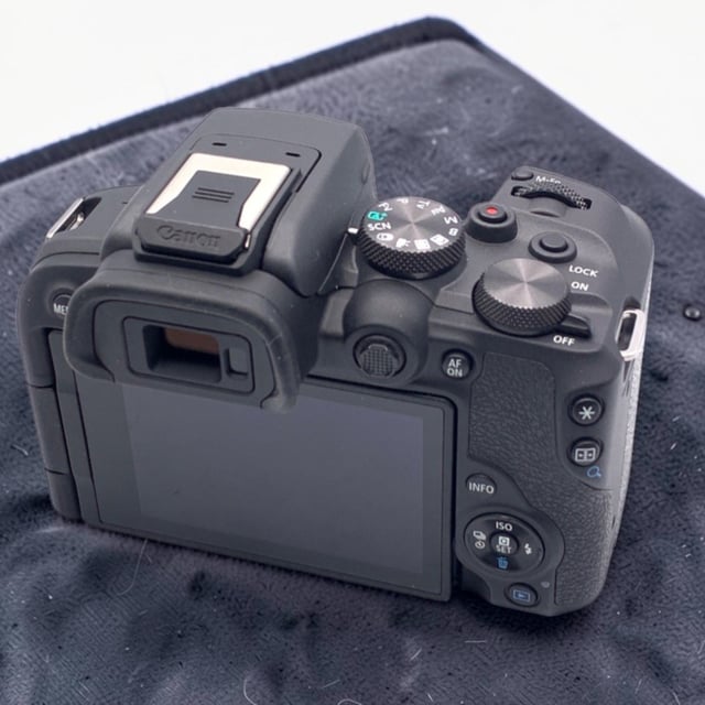 EOS R10 ボディ