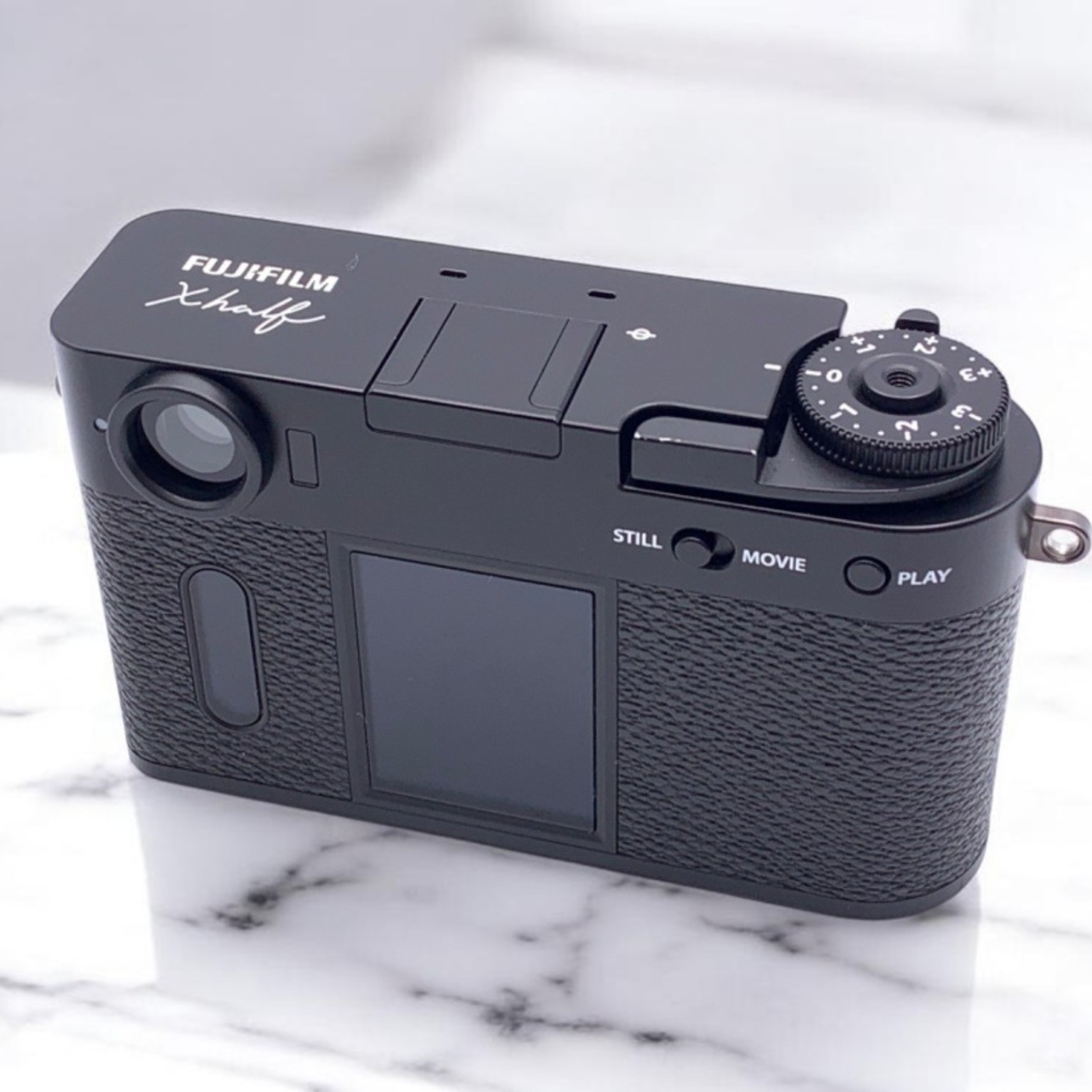 FUJIFILM X-half ブラック【中古】 FUJIFILM X half （Xハーフ） ブラック 【中古】 - メルカリ