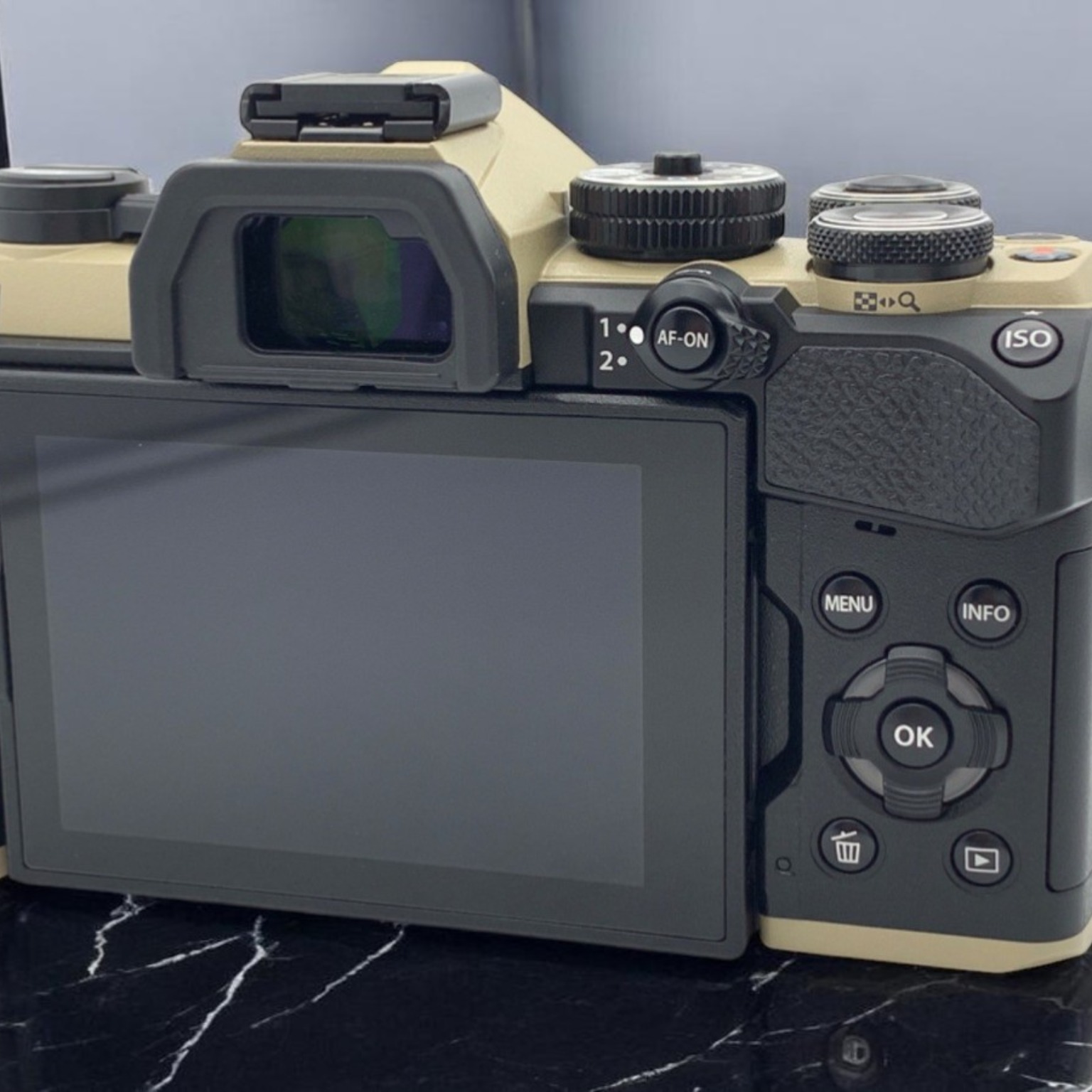OM SYSTEM OM-5 Mark II ボディ 