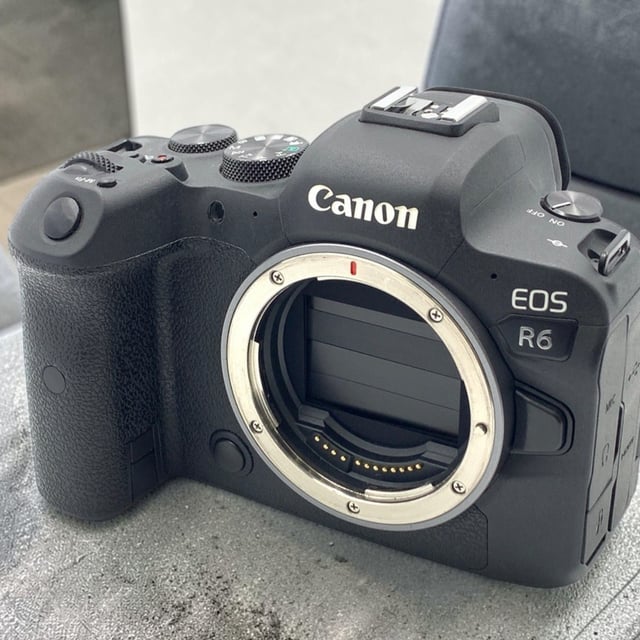 EOS R6 ボディ