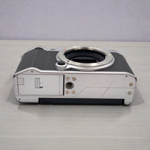 X-M5 ボディ "シルバー"