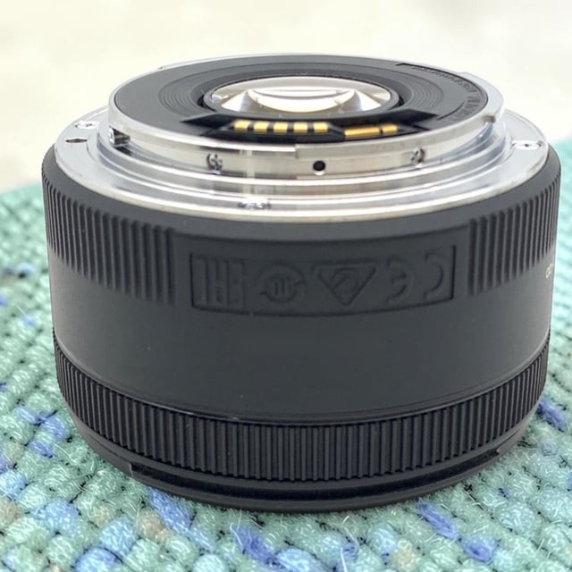 EF 50mm F1.8 STM
