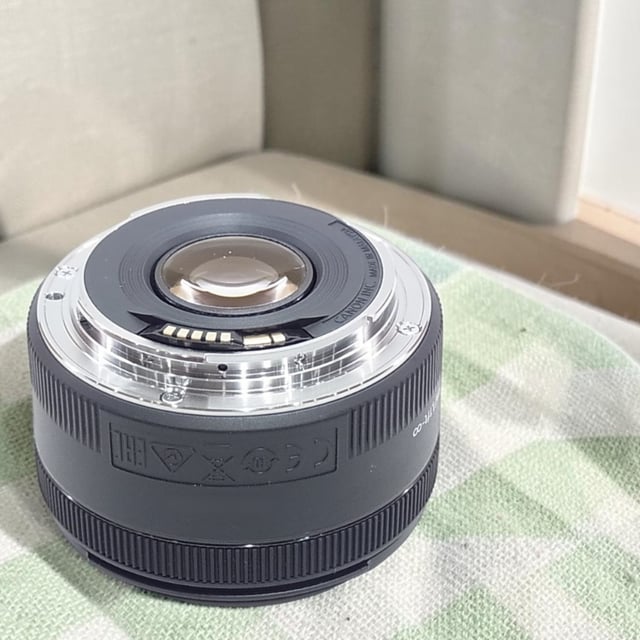 EF 50mm F1.8 STM