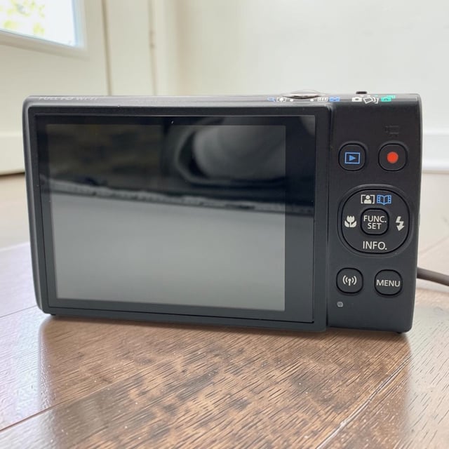 IXY 650 m "ブラック"