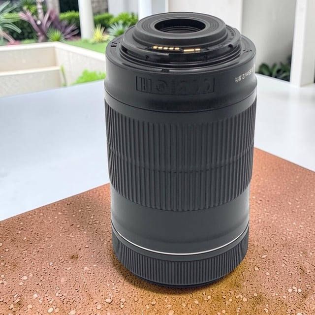 EF-S55-250mm F4-5.6 IS STM
