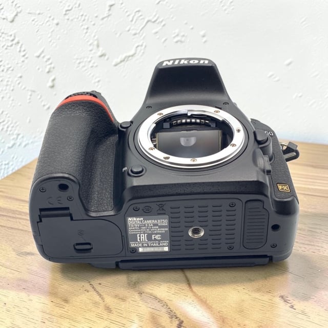 D750 ボディ