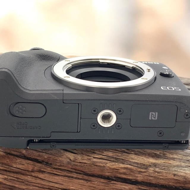 EOS M3 ボディ EVFキット "ブラック"