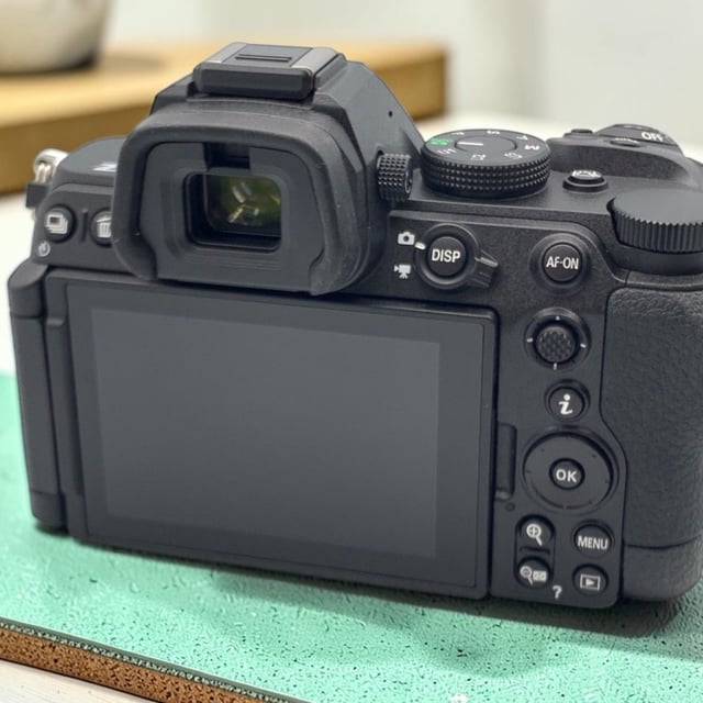 Z5II ボディ