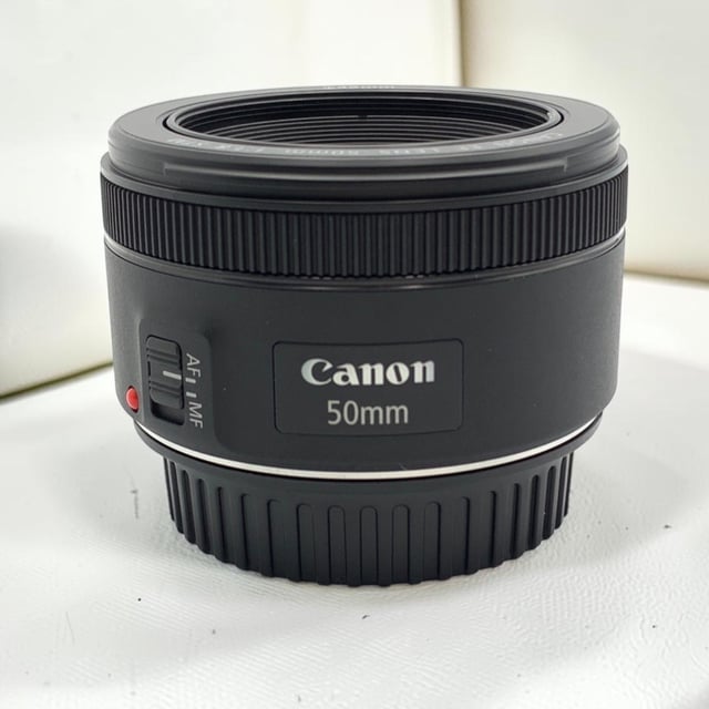 EF 50mm F1.8 STM